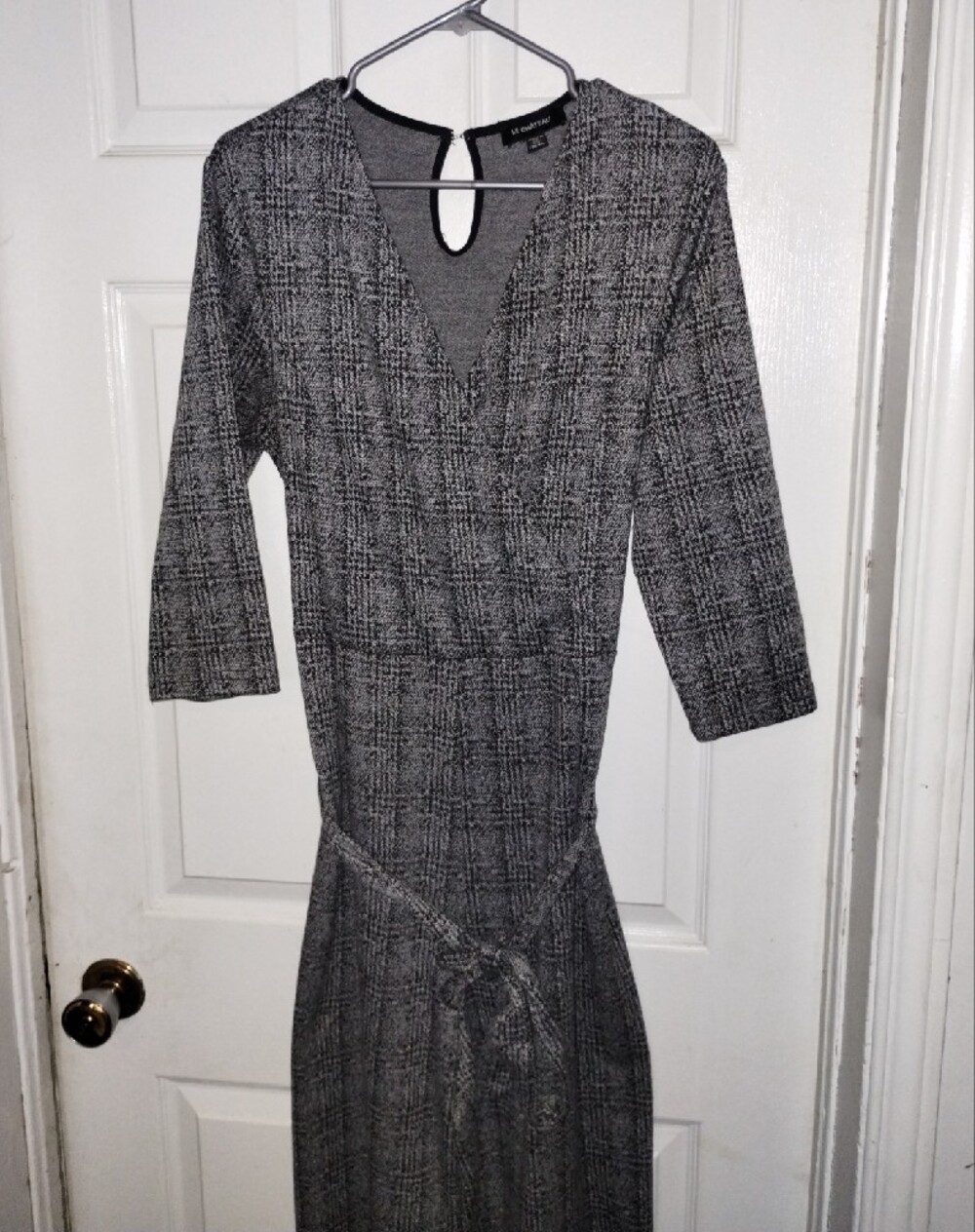 Le Chateau Grey Plaid Wrap Front Jumpsuit XXL Wide Leg 3/4 Sleeve Belted - Picture 3 of 7